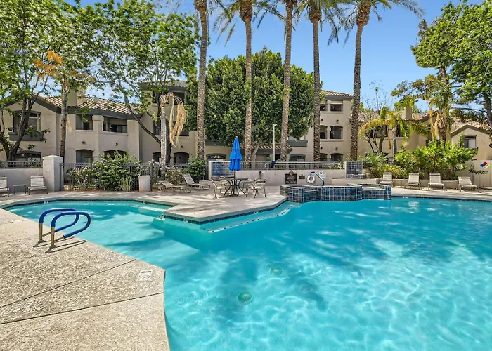 Thompson Peak Apartment
